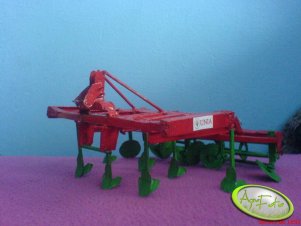 Ręcznie zrobiony z plastiku agregat Unii KOS 3m ;)