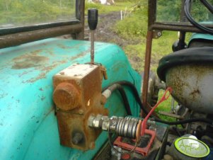 Rozdzielacz hydrauliki zewnętrznej C-330