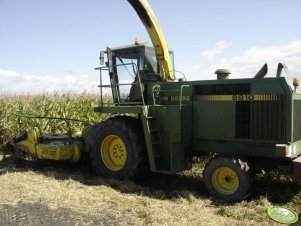 SIECZKARNIA JOHN DEERE 6810