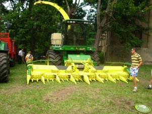 Sieczkarnia John Deere 7500