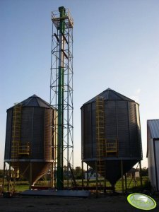 Silos 2x150 ton + podajnik