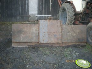 Spych do kukurydzy i śniegu 