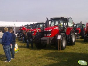 Stajnia Massey Ferguson