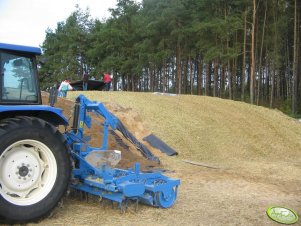 TL100, Lemken Zirkon 9, silos