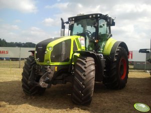 Tractor Pulling