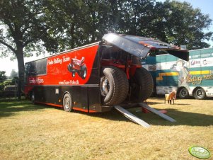 Tractor Pulling