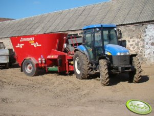 Trioliet Solomix 2 1000 VL + New Holland TD 5020