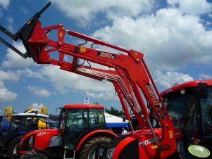 Tur zetor 220 SL