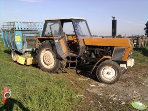 Ursus 1212 + kosiarka samozbierająca Zamet