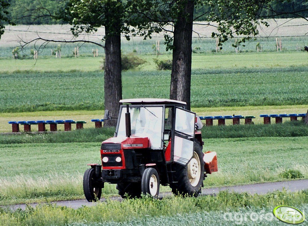 Fotografia Traktor Ursus 1222 Kosiarka Rotacyjna Id365802 Galeria Rolnicza Agrofoto 4643