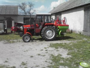 Ursus 2812 z rozsiewaczem MS 500