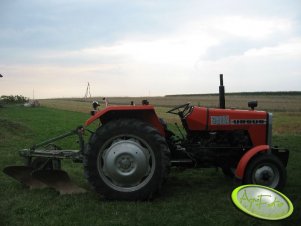 Ursus 3512 z pługiem