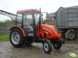 Ursus 3702