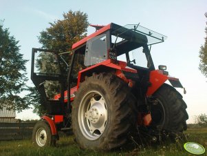 Ursus 4512