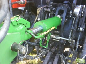 Ursus 4514 - cięgło hydrauliczne