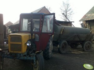 Ursus C-330 + beczkowóz 2000l