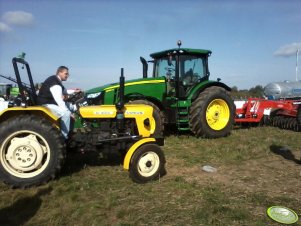 Ursus C-330 + John Deere