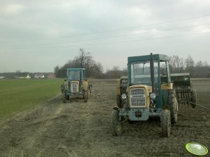 Ursus C-330 + Poznaniak  -  Ursus C-360 + Agregat Uprawowy