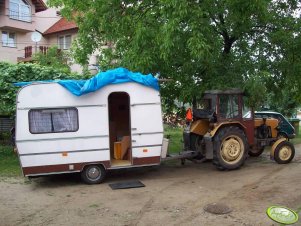 Ursus C-330 + przyczepa campingowa