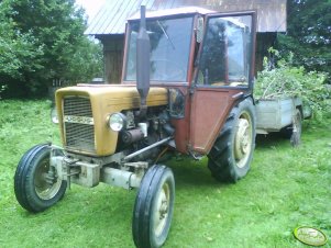 Ursus C-330 + przyczepa