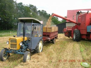 Ursus C-330 + rozrzutnik