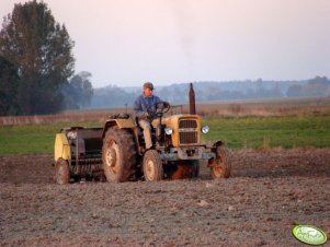 Ursus C-330 + Siewnik 