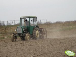 Ursus C-330 & siewnik 