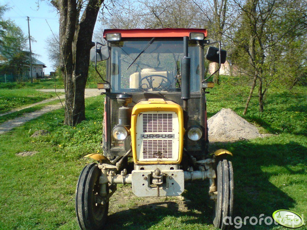 Fotografia Ciagnik Ursus C 330 287297 Galeria Rolnicza Agrofoto 2795