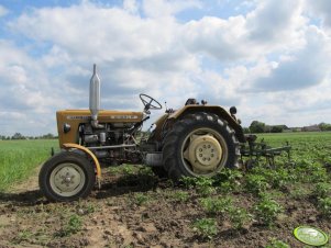 Ursus C-330M + Bomet 3