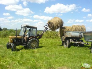 Ursus C-330m + ładowacz