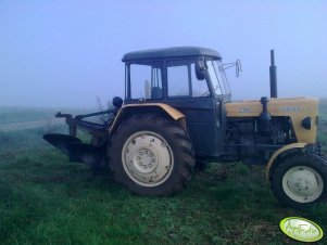 Ursus C-335 & Pług 2*35