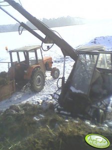 Ursus C-360 3P + Rozrzutnik