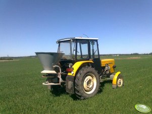 Ursus C-360 3P + rozsiewacz