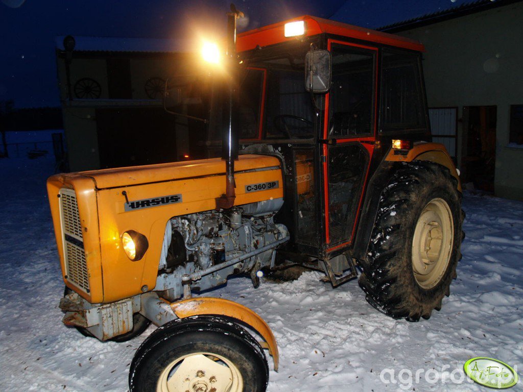 Zdjęcie Traktor Ursus C 360 3p 405089 Galeria Rolnicza Agrofoto 8404