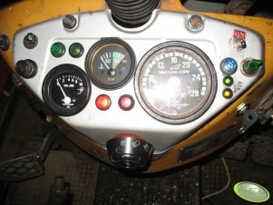 Ursus C- 360 - deska rozdzielcza