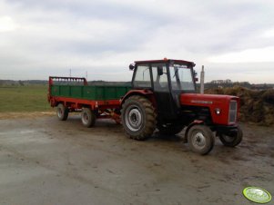 Ursus C-360 i rozrzutnik