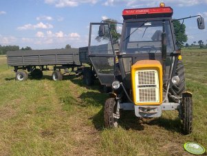 Ursus C-360 oraz przyczepa D-47 i D-46 