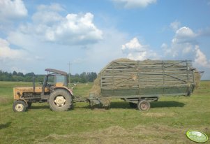 Ursus C-360 + Przyczepa samozbierająca T-010