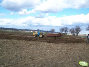 Ursus C-360 + rozrzutnik