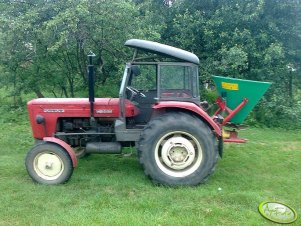 Ursus C-360 + Rozsiewacz