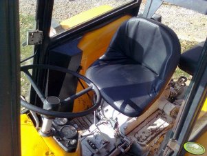 Ursus C-360 -wnętrze