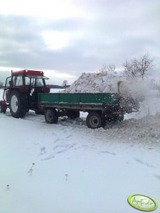 Ursus C-385 + rozrzutnik