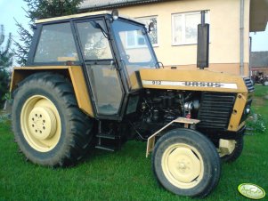 Ursus C-385A