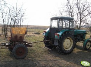 Ursus C-4011/C-360  + Rozsiewacz Kos