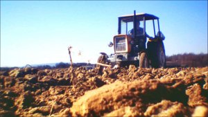 Ursus C-330M z bronami