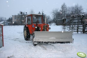 Urus C-330 + pług śnieżny