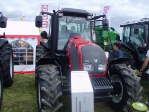 Valtra A93