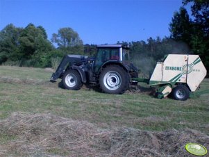 Valtra N121 i Krone