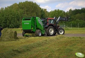 Valtra N123 + McHale V660