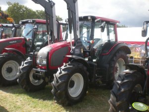 Valtra N92 + Q35